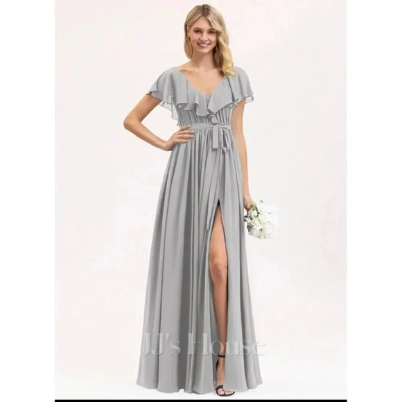 JJ’s House Dresses & Skirts - JJs House Floor Length Chiffon Silver Gray Formal Gown Bridesmaid Dress Size 2